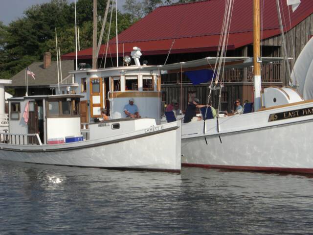 Oyster Buyboat PropWash.jpg